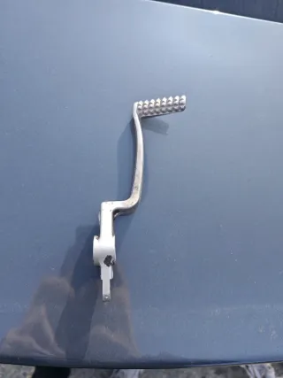 Pedal Freno Suzuki GSR