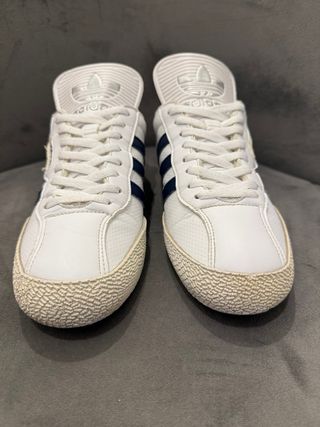 Adidas Samba Blancas y Azul Marino