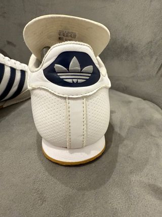 Adidas Samba Blancas y Azul Marino