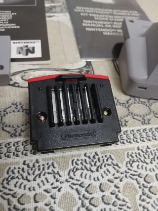 Rumble Pak, Controller Pak y Expanxion pak