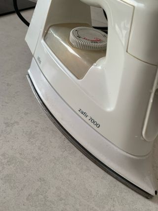 Plancha de ropa Braun Zafir 7000