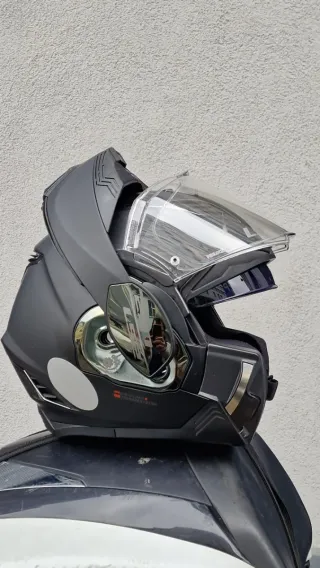 Casco de moto ls2 vaillant modular