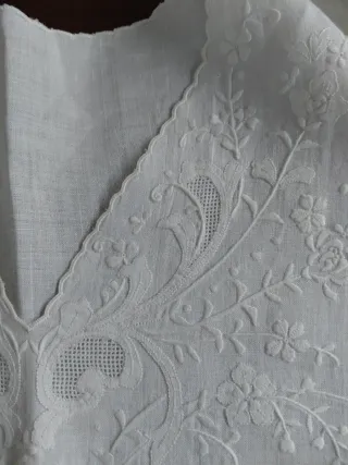 Camicetta Lino Ricamata a Mano Tg. M
