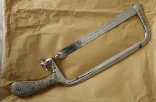 Sierra Quirúrgica Antigua