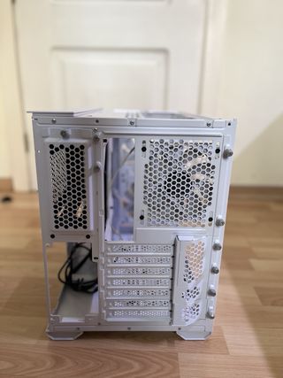 Lian Li 011 Dynamic Mini Blanca COMO NUEVA