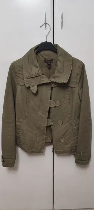 Chaqueta verde militar mujer