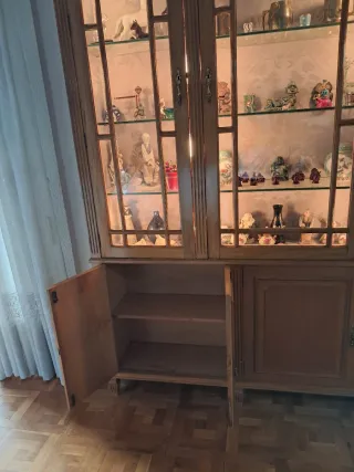 Vitrina antigua madera y cristal