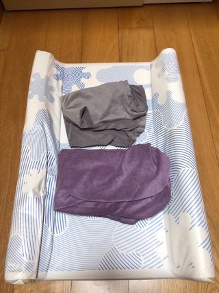 Colchón cambiador bebé con dos fundas