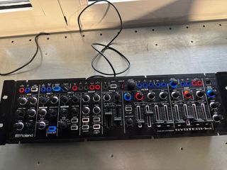Roland System1m con Sh101 Plug-out