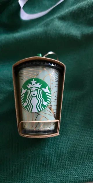 Lote Starbucks: Taza, Termo, Llavero y bolsa.