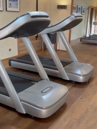 Macchine da palestra e attrezzature sportive