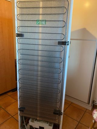 Congelador vertical blanco