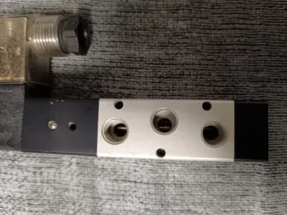 Electroválvula AZ Pneumatik 521 ME 1.5W