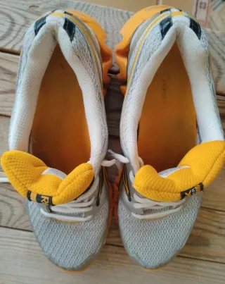 Zapatillas Reebok ZigTech premium unisex 40