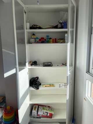 Librería/Estantería Blanca con Puertas de Cristal