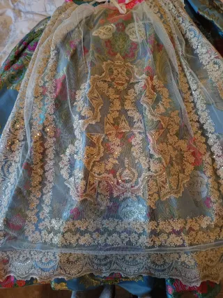 Traje de Fallera azul y multicolor