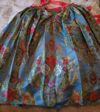 Traje de Fallera azul y multicolor