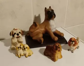 Colección 93 Perros Resina, Plomo, Cristal