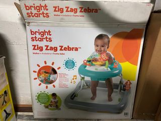 Andador Bright Starts Zig Zag Zebra
