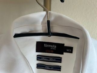 Camisa blanca hombre