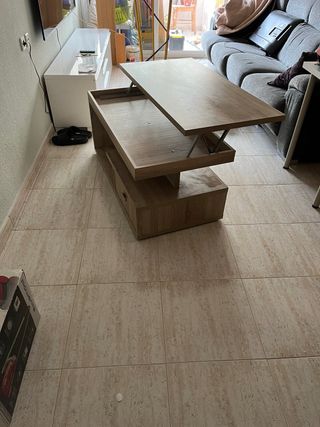 Mesa de centro elevable de madera