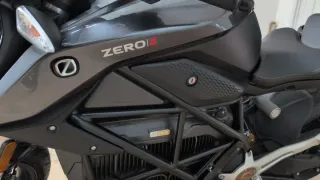 Motocicleta Zero SR+ 2023