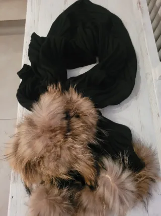 Stola in lana con fondo  in pelo