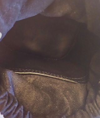 Bolso cuero negro pétalo