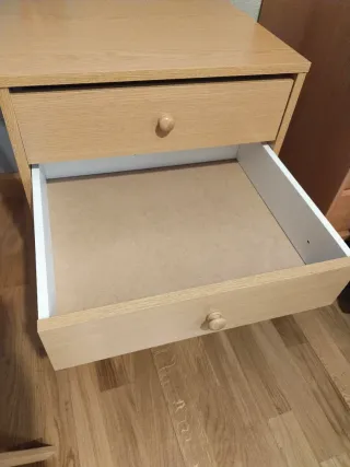 Cajonera de madera beige