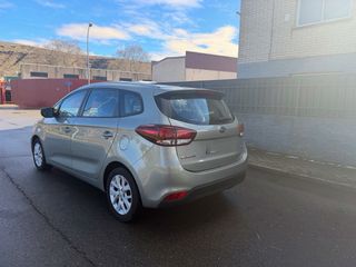KIA Carens 2017 solo 145.000 km 7 plazas 156€/MES