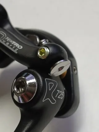 Freno Trasero Tektro R725 $