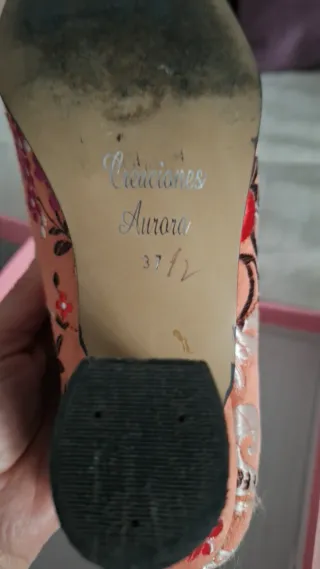 Zapatos de fallera preciosos