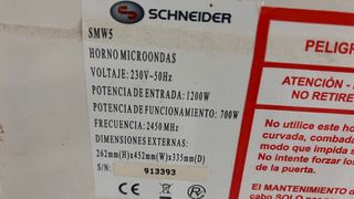 Microondas Schneider 700W Crema