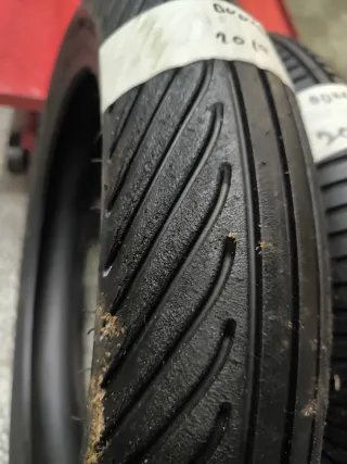 Neumáticos Dunlop Moto 2018 y 2019