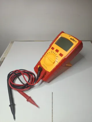 Multímetro Digital Wiha NCV Profesional.