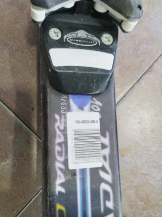 Esquís Head Carving