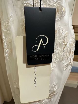 Vestido de novia corto a estrenar