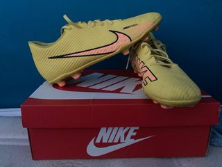 Scarpe da calcio Nike Mercurial gialle