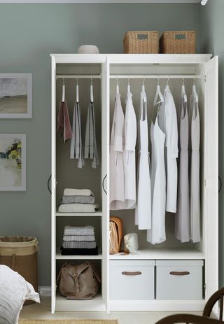 Armario IKEA SONGESAND 120x60 con espejo