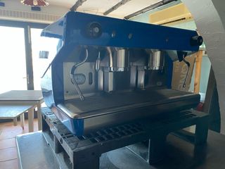 Cafetera profesional azul