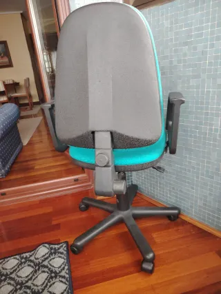 Sillón de oficina ergonómico