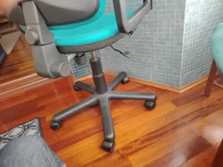 Sillón de oficina ergonómico