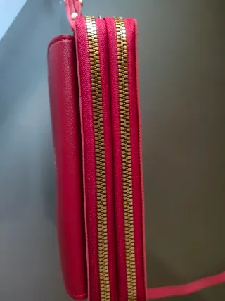 Bolso bandolera Color burdeos