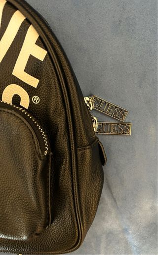 Zainetto Guess nero con logo