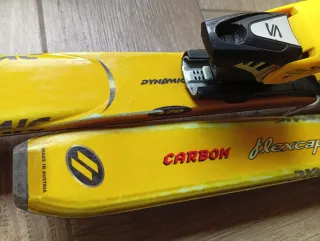 Esquís DYNAMIC CARBON amarillos con funda y baston