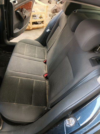 ASIENTOS TRASEROS VOLKSWAGEN GOLF V (1K1)(10.2003