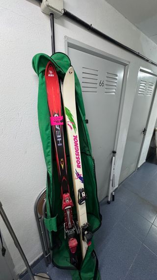 Conjunto de esquís Head y Rossignol