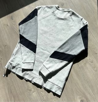 Nike Air Crewneck – Grey Streetwear