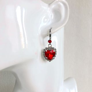 Orecchini cuore rosso con strass