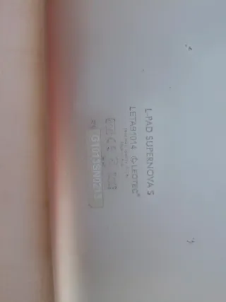 Tablet Negra y Multicolor